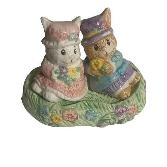Mercuries Other - 1994 Mercuries | Ceramic Bunnies Garden Easter Kids  | Salt Pepper Shakers